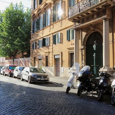 Ferienwohnung Ych-Laterano Charme Rom Exterior foto
