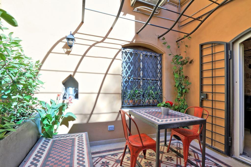Ferienwohnung Ych-Laterano Charme Rom Zimmer foto